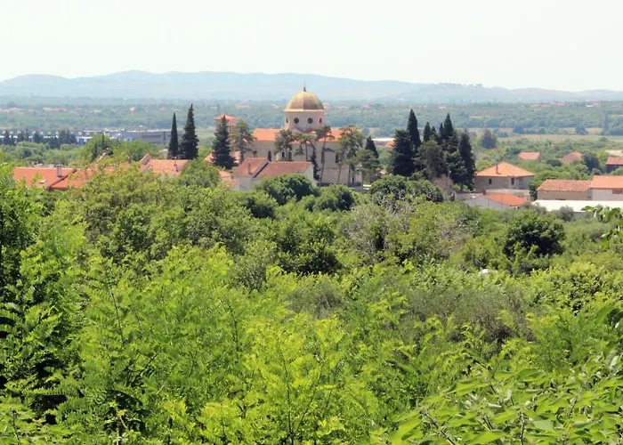 Nyaraló Kod Mladena *