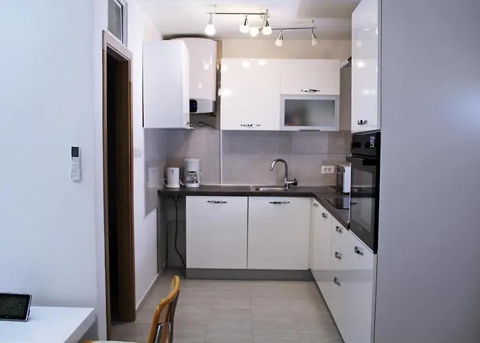 Kod Mladena * Buković